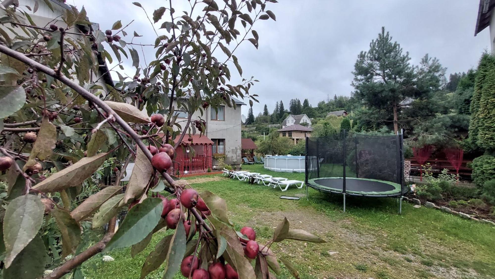 Hotel Koteg Lemberg Slavske Esterno foto