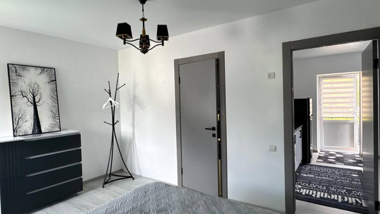 Hotel Koteg Lemberg Slavske Esterno foto